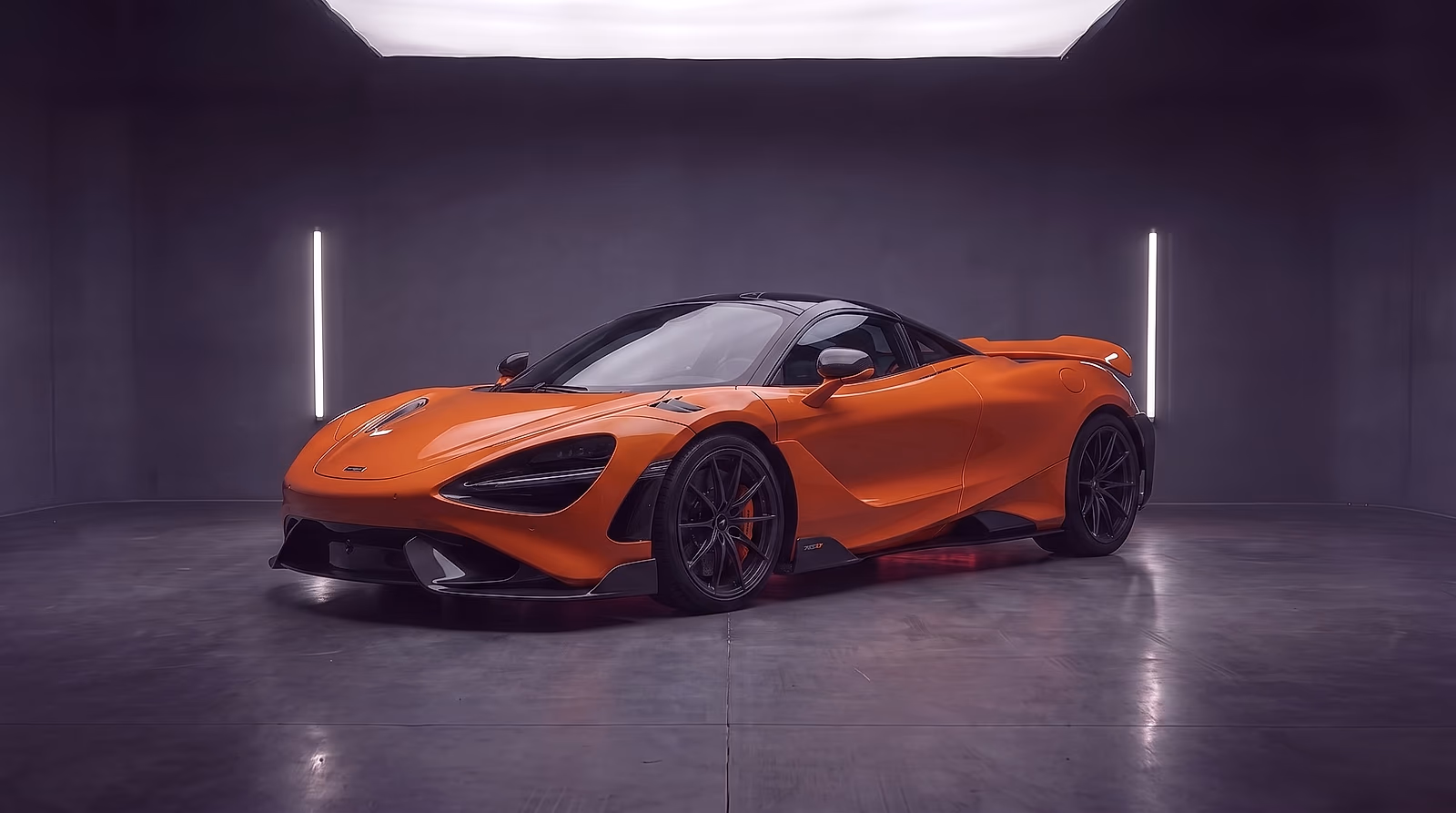 765LT
