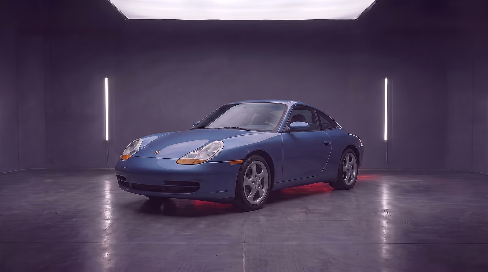 911