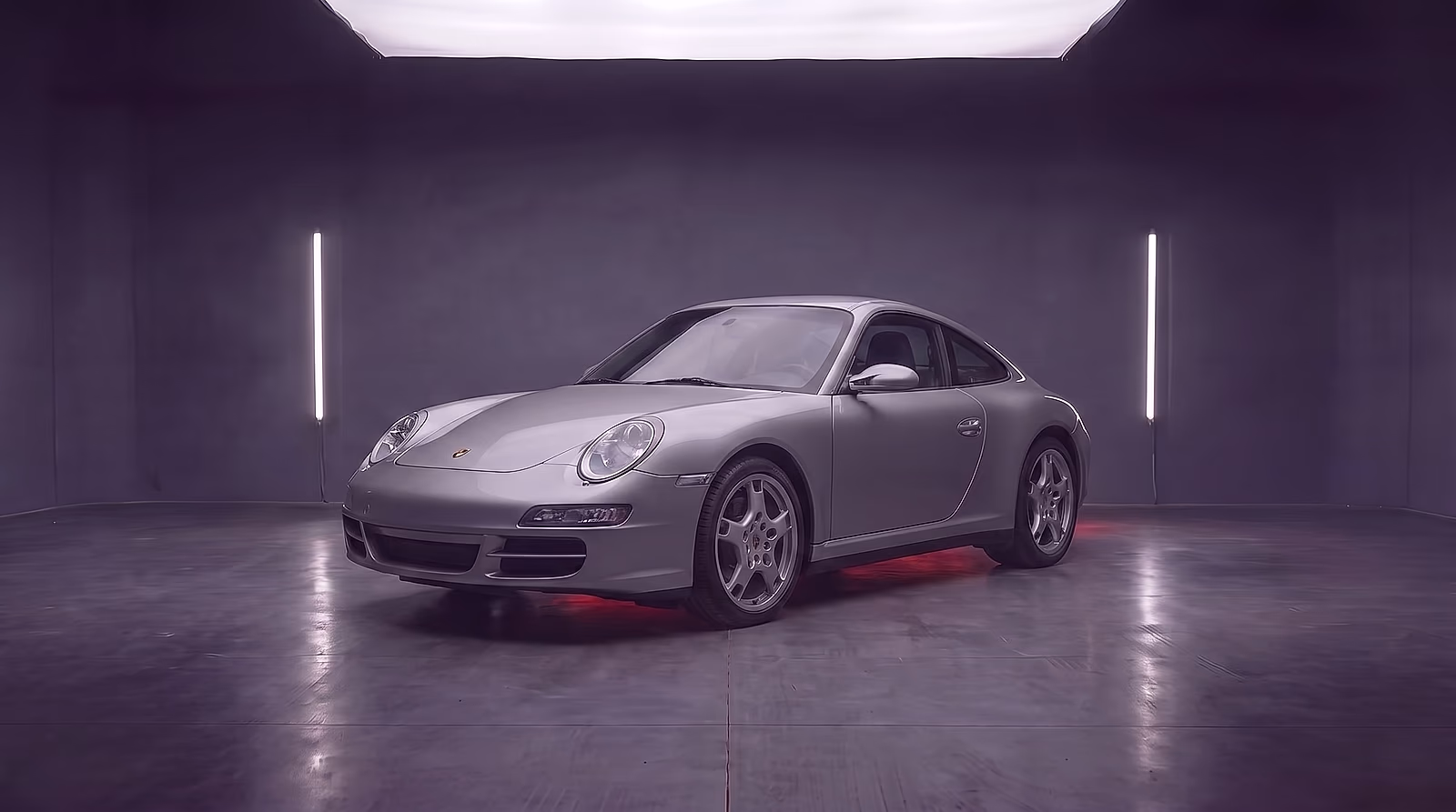 911